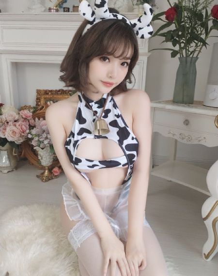 欧美高跟舔靴_BD韩语全集在线观看