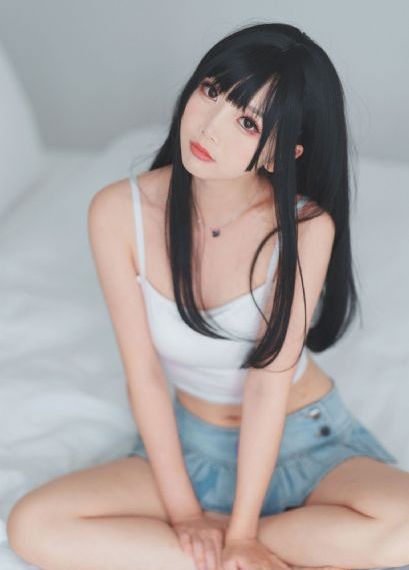 亚洲国产欧美校园在线_免费观看高清版