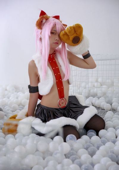 欧美包臀裙美女_BD免费观看