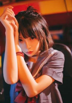 欧美风格女生头像_1080完整版观看